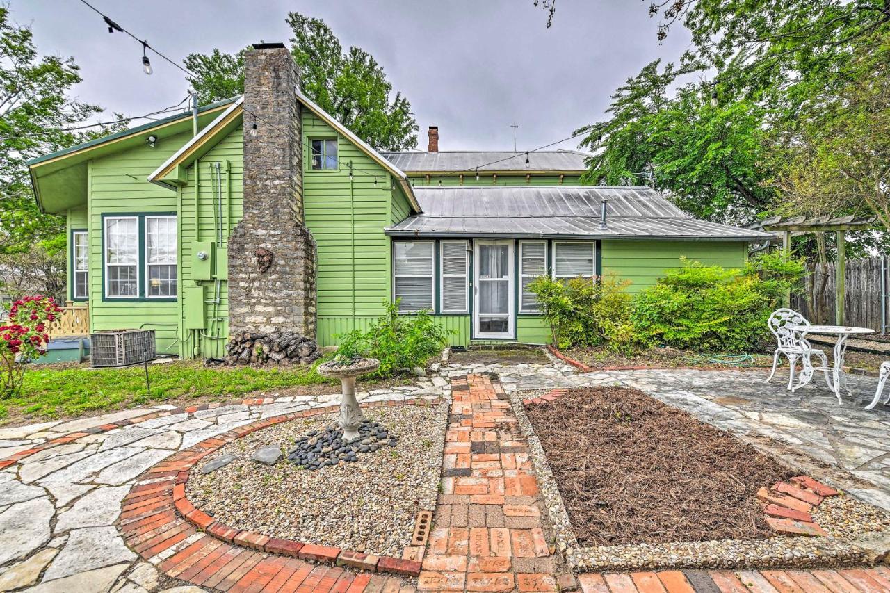 The Lilly House Historic Glen Rose Home With Porch! Exterior foto